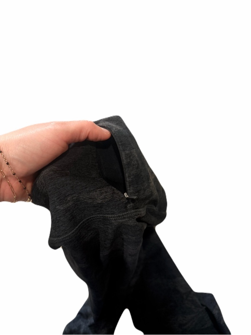 Vuori Clean Elevation Legging - Black Camo size M athlesuire legging 25.5”inseam - Picture 9 of 10